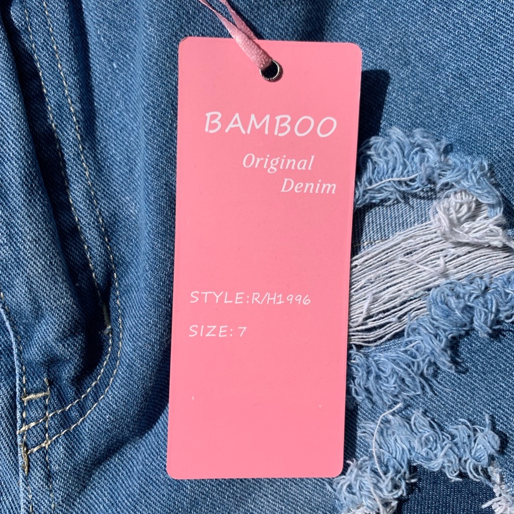 NWT distressed high rise Bamboo jeans - Picture 7 of 7